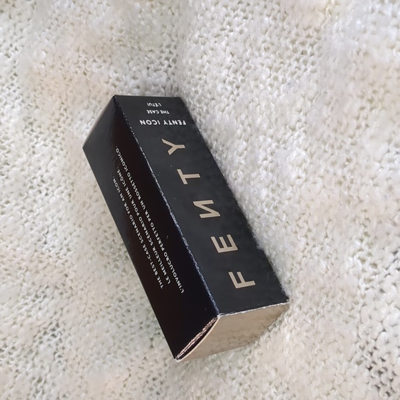 FENTY ICON "The Case" Two-piece Empty Refillable Case, Metallic Nude - Picture 13 of 14